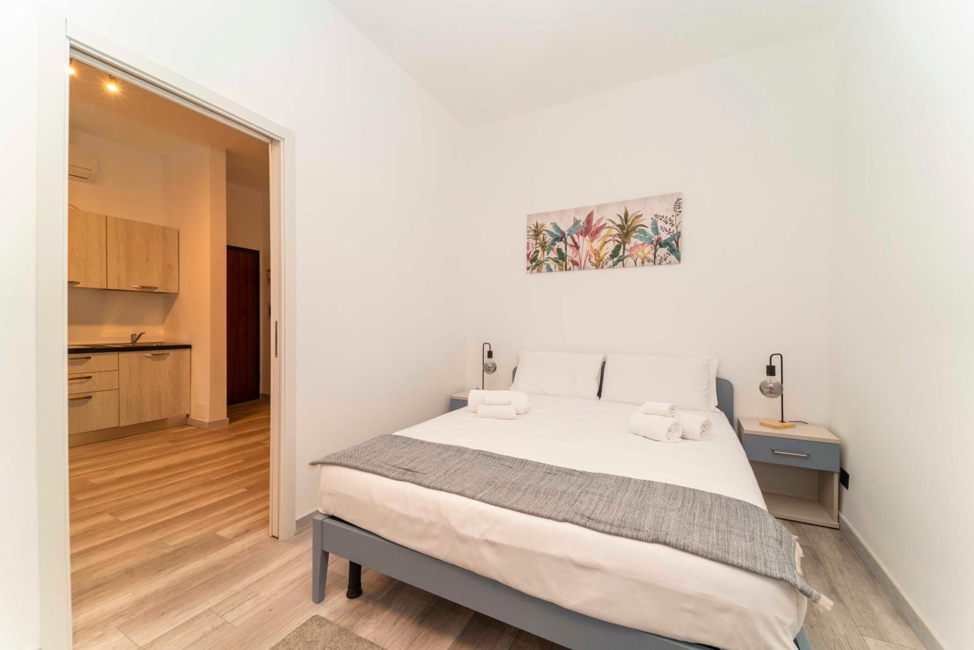 2 B&business - 50 Mt Dalle Molinette, 300 Mt Da Metro Spezia, 1k M Da Lingotto Fiere * Turin